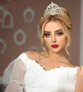 آتنا مفیدی